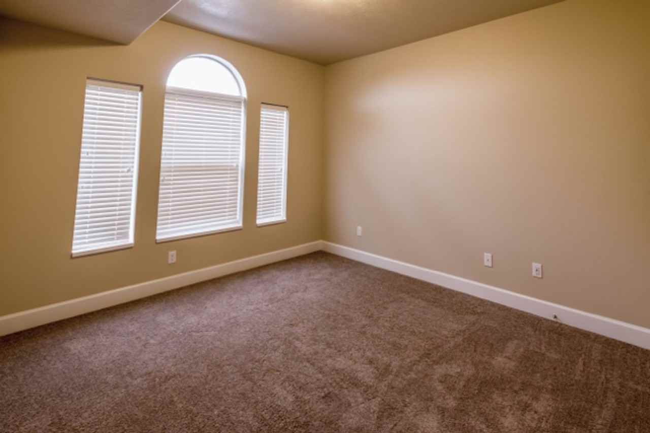 Sorrento Park - Building 11 - Photo 5 of 13