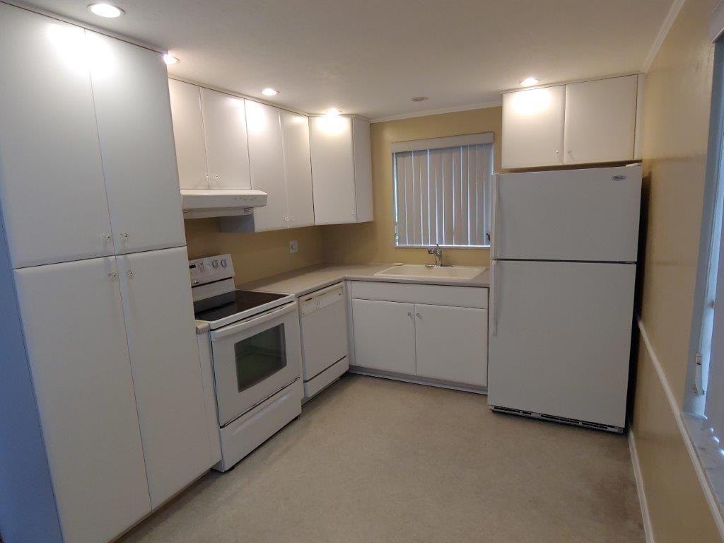3615 Harvard Dr - Photo 4 of 10