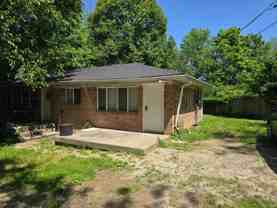 2648 E Bradbury Ave - Photo 1 of 1