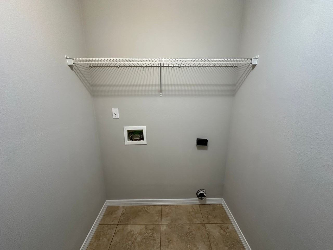 9620 Cobblebrook Dr - Photo 5 of 16