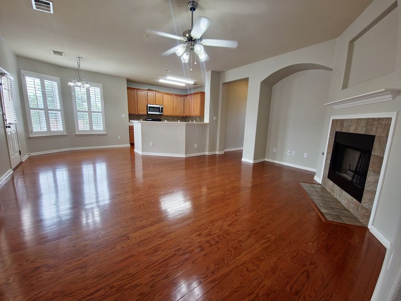 1101 Flintwood Ct - Photo 3 of 27