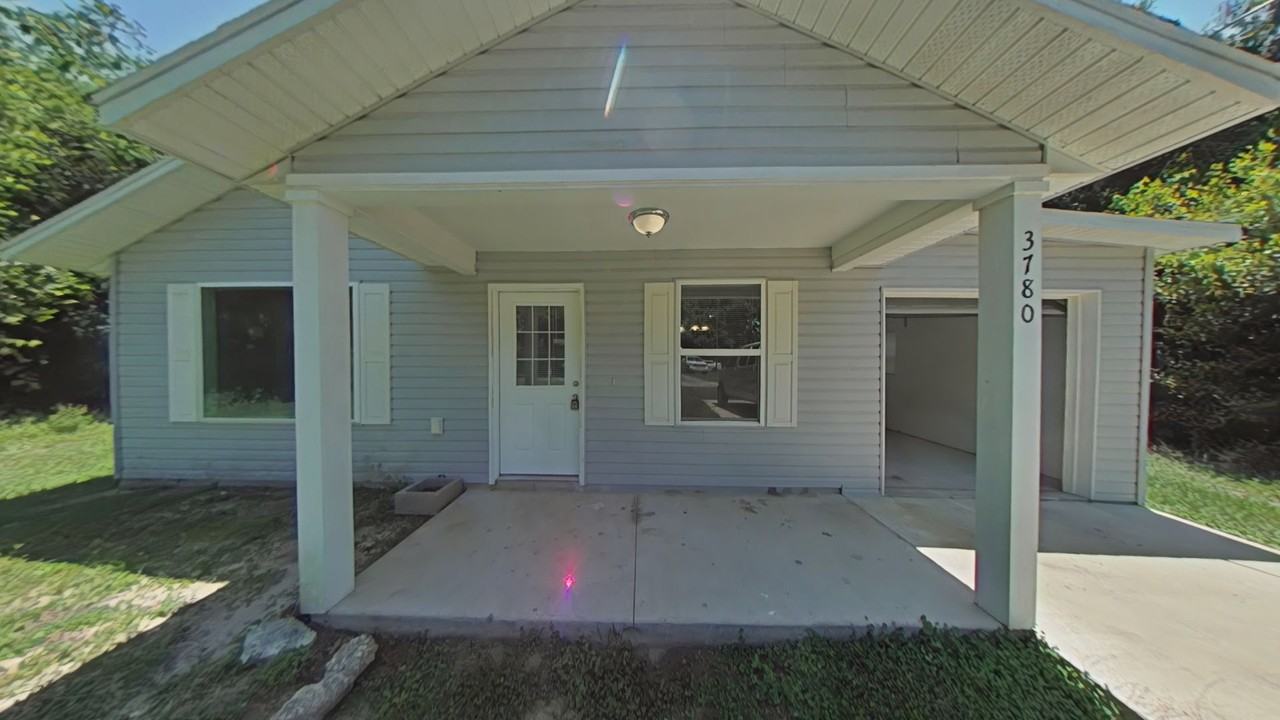 3780 Se 141st Ln - Photo 2 of 13