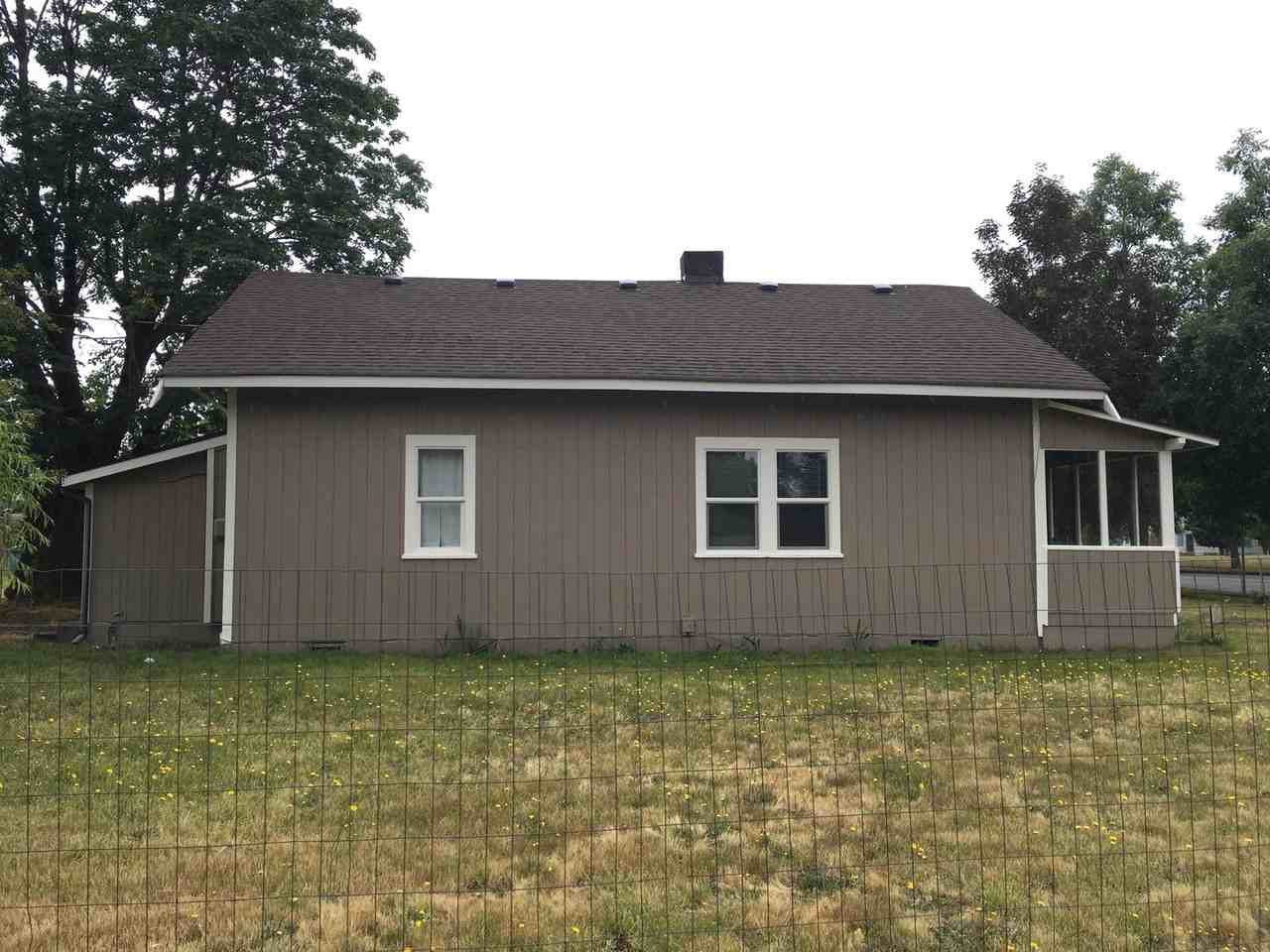 108 Edwards St - Photo 2 of 16