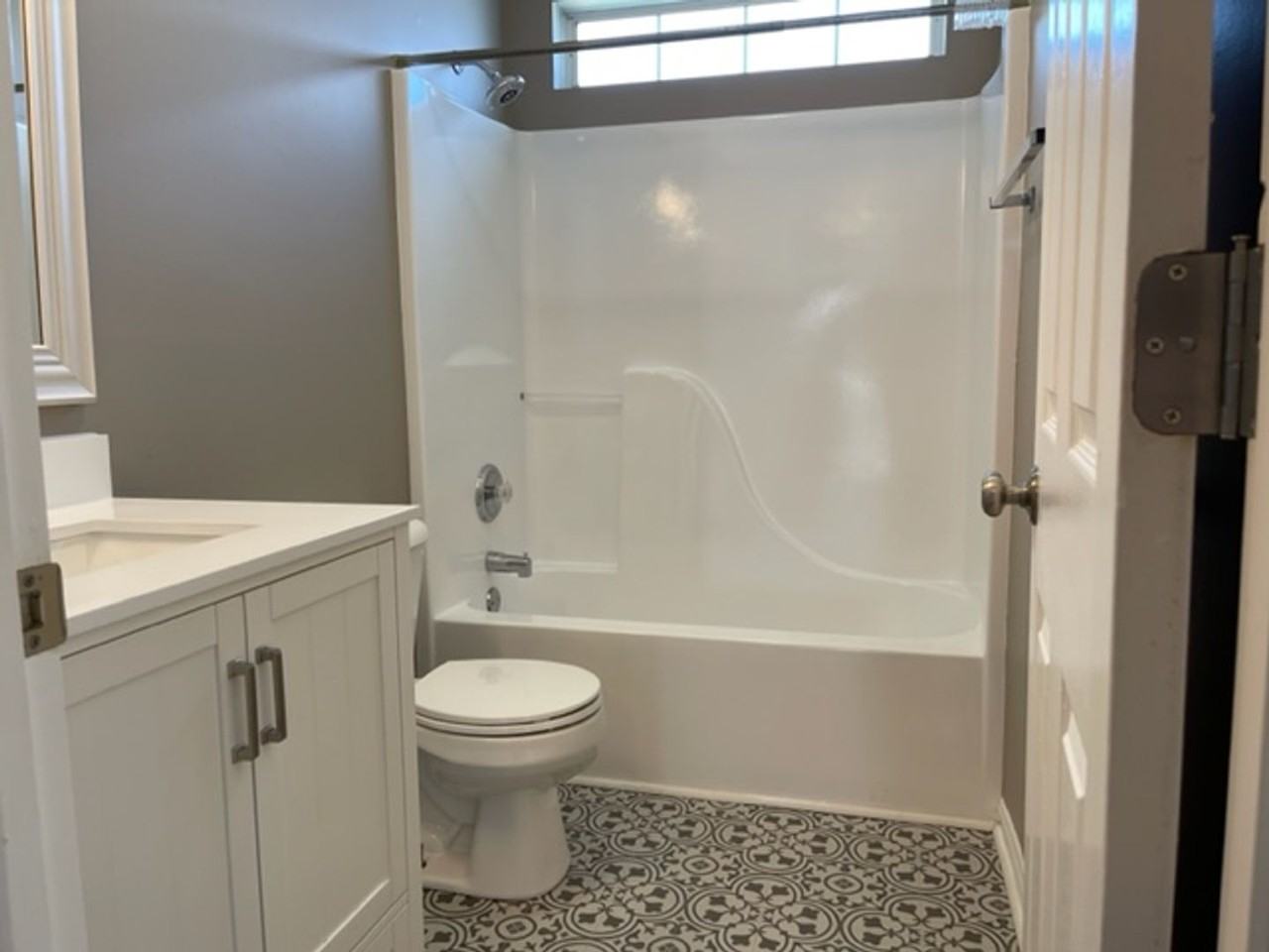 628 Granwood Blvd - Photo 3 of 35
