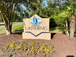 featured image of 100 Gateway Condos Dr #113