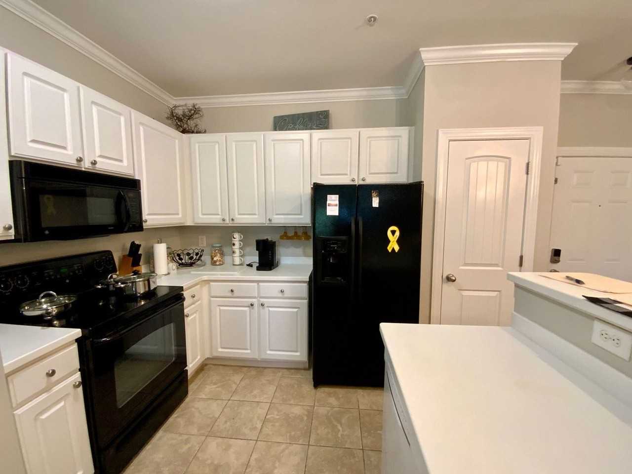 100 Gateway Condos Dr #113 - Photo 5 of 34