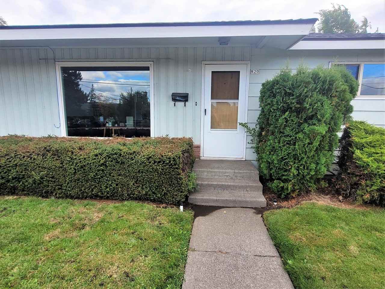 820 Ne 4th St - Photo 3 of 23