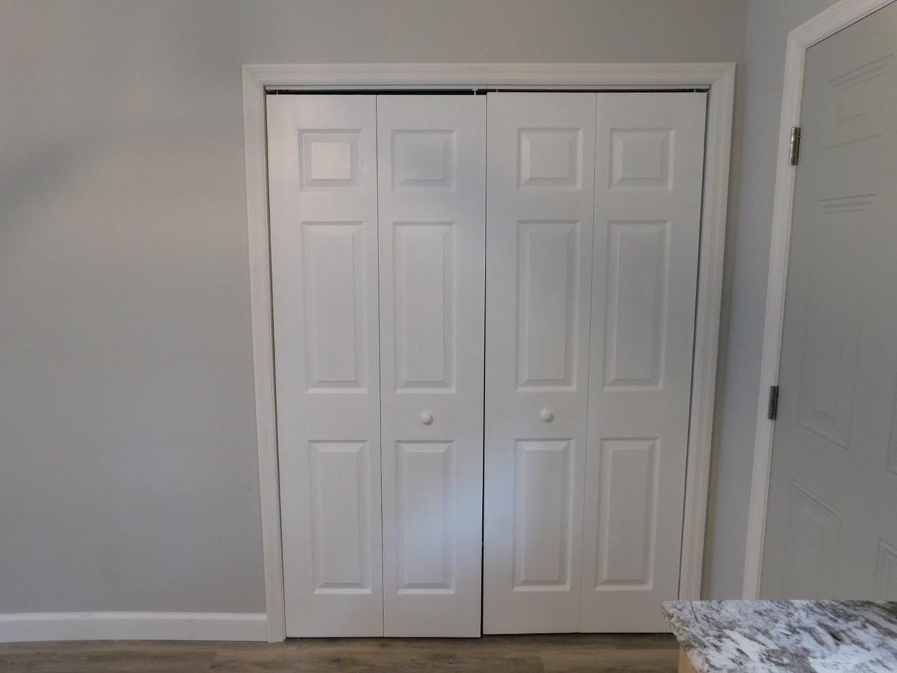 208 Cedar Ridge Ln - Photo 7 of 18