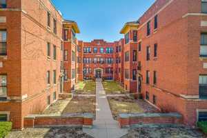 featured image of 3925 N Keeler Ave