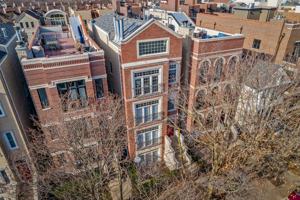 featured image of 2714 N Wayne Ave