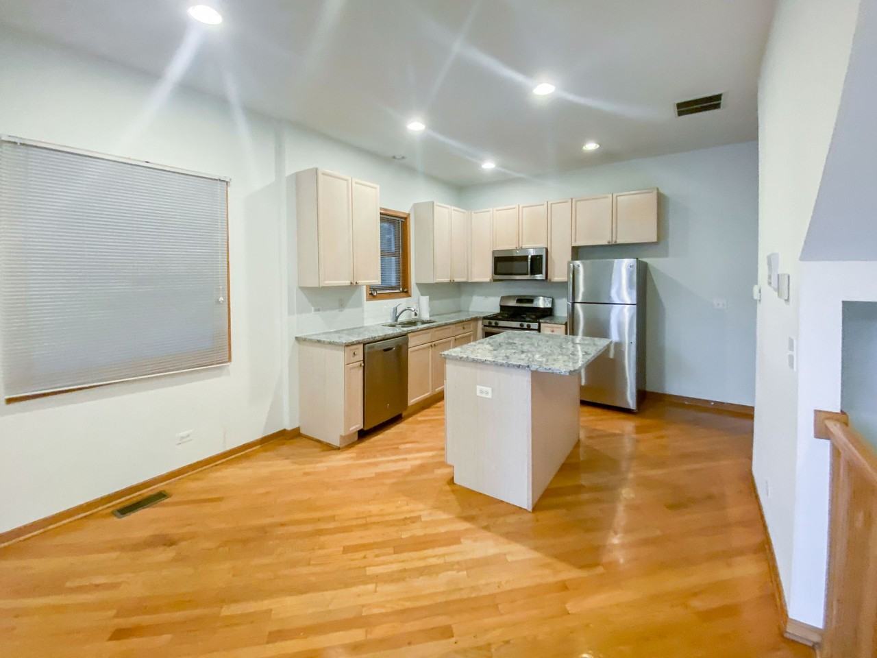 2714 N. Wayne - Photo 6 of 7