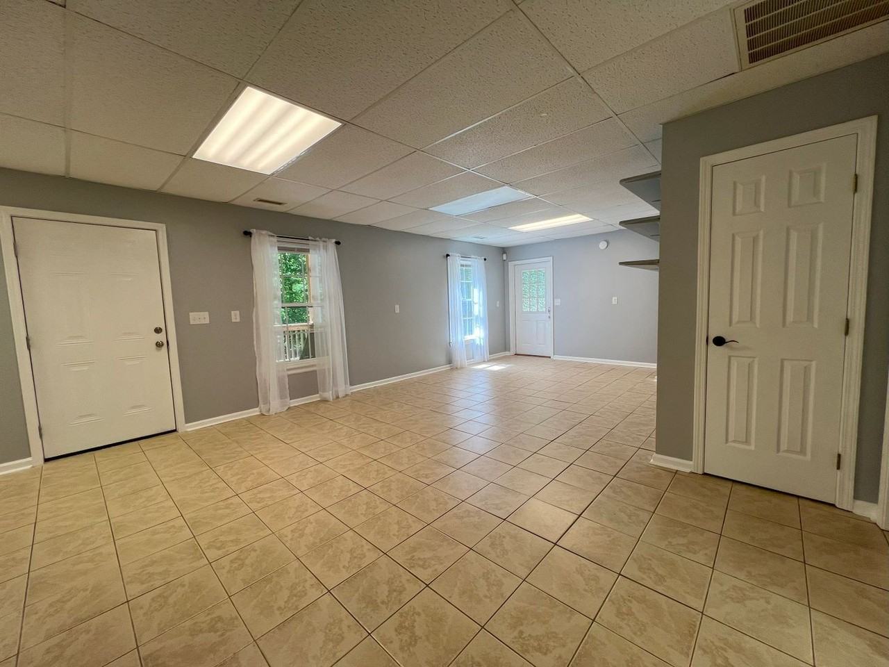 506 Knob Rd - Photo 2 of 10