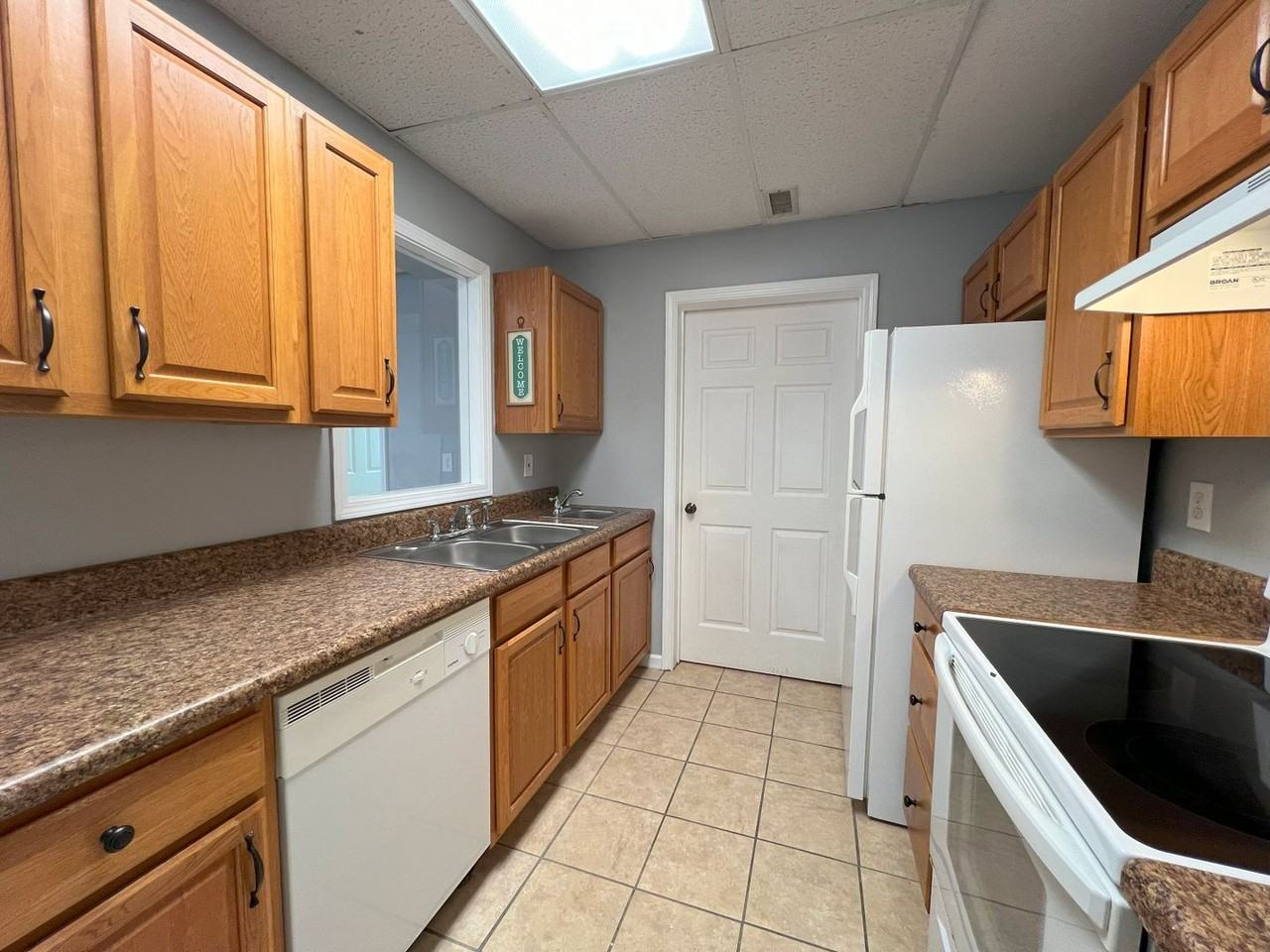 506 Knob Rd - Photo 3 of 10