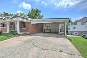 featured image of 102 Montford Ave #B