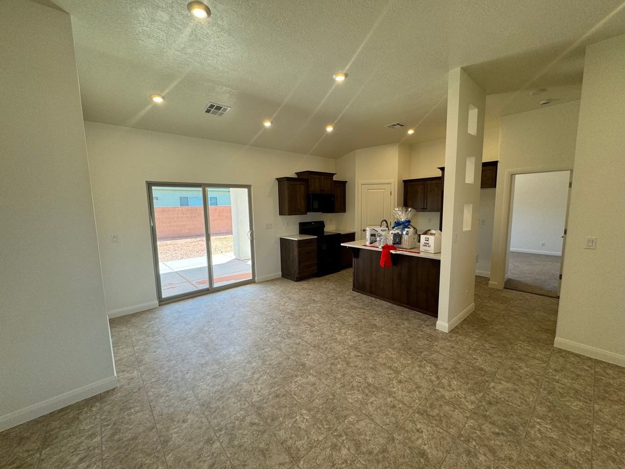 4699 W 3100 S - Photo 5 of 26