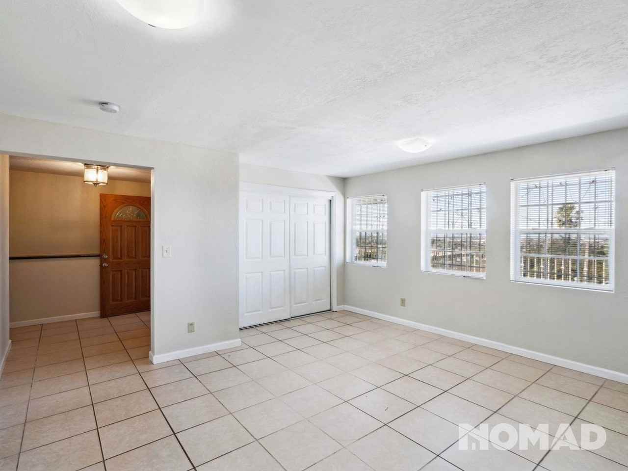 6636 Outlook Ave - Photo 6 of 30