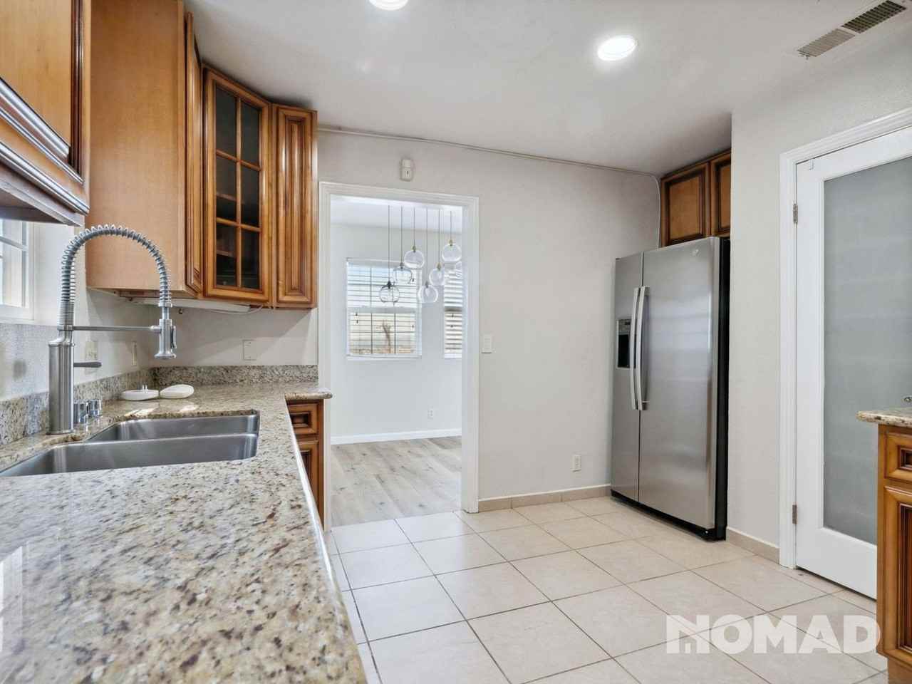 6636 Outlook Ave - Photo 4 of 30