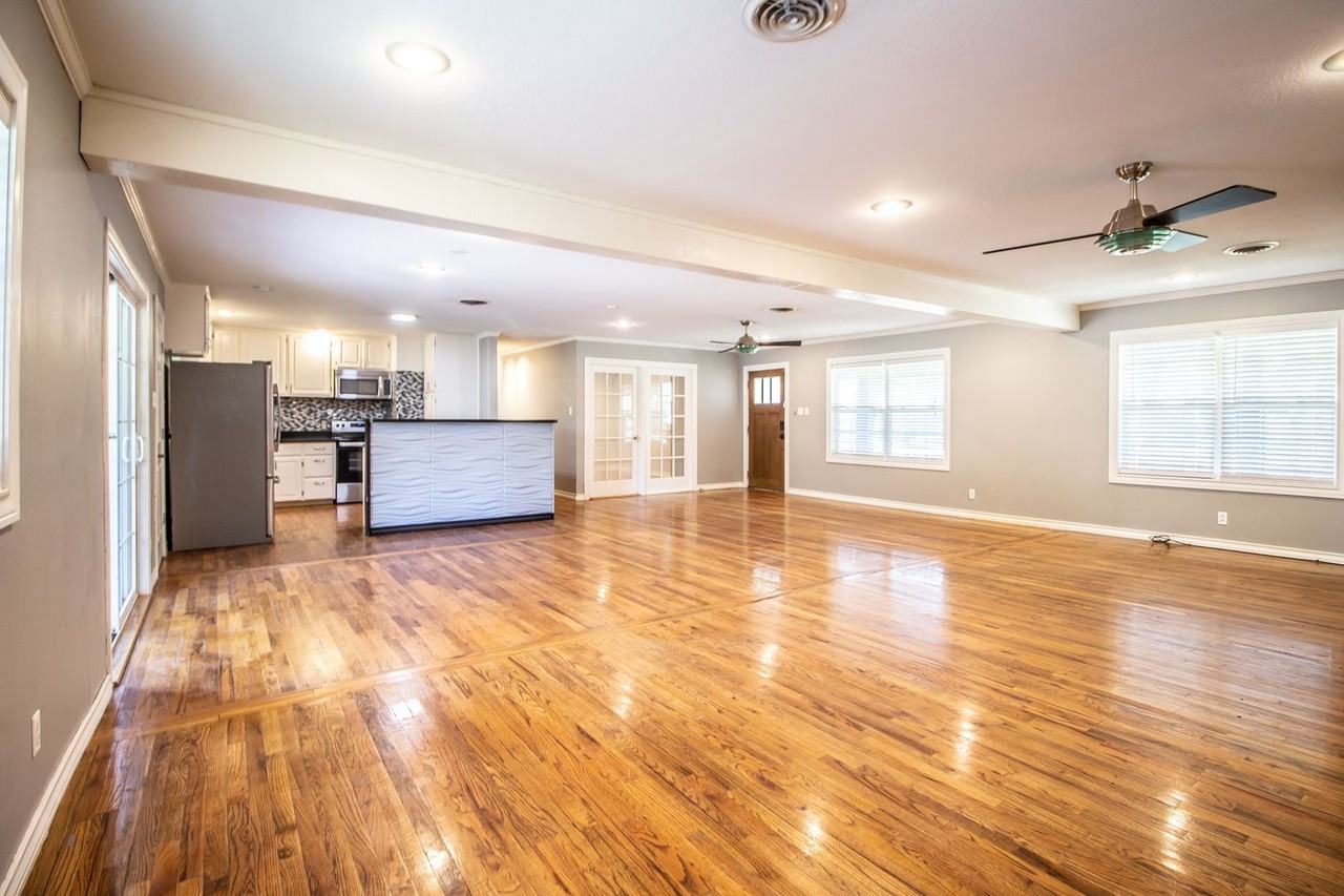 4506 18th St - Photo 4 of 19