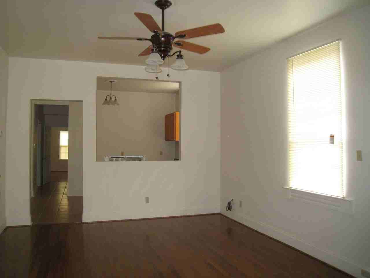 (PAST)2413-15Maren - Photo 3 of 8