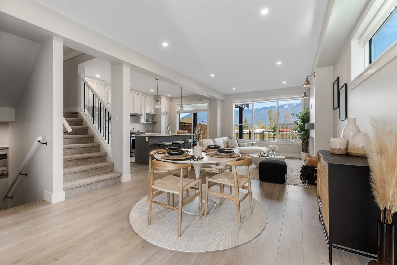 Cedarbrook Trail Homes Apartments 44642 Willowstream Rd, Chilliwack