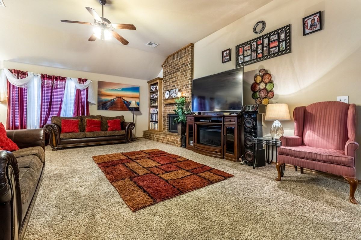 8205 Hillers Rd #1 - Photo 2 of 40
