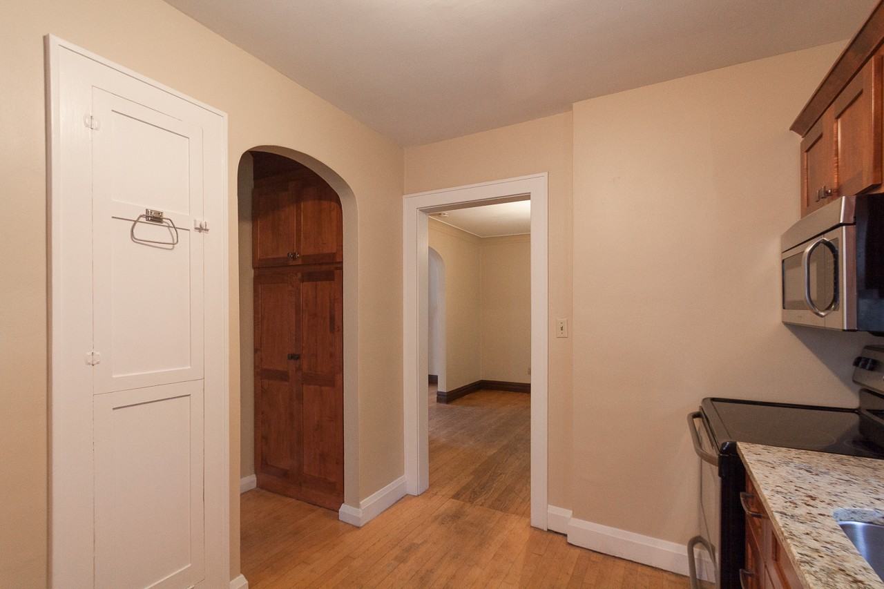 2642 Kendall Ave #1 - Photo 6 of 25