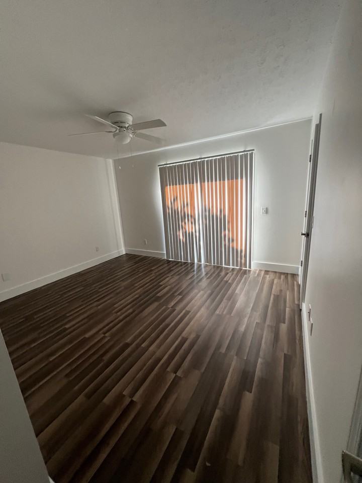 2603 Lagoon Knoll Drive - 2 #1 - Photo 5 of 8