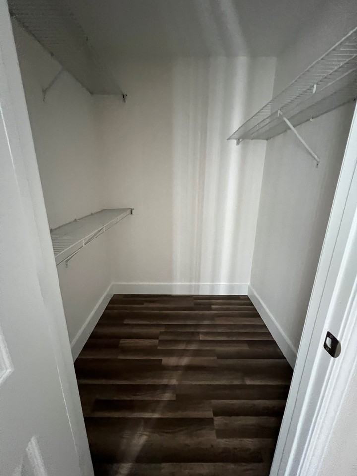 2603 Lagoon Knoll Drive - 2 #1 - Photo 6 of 8