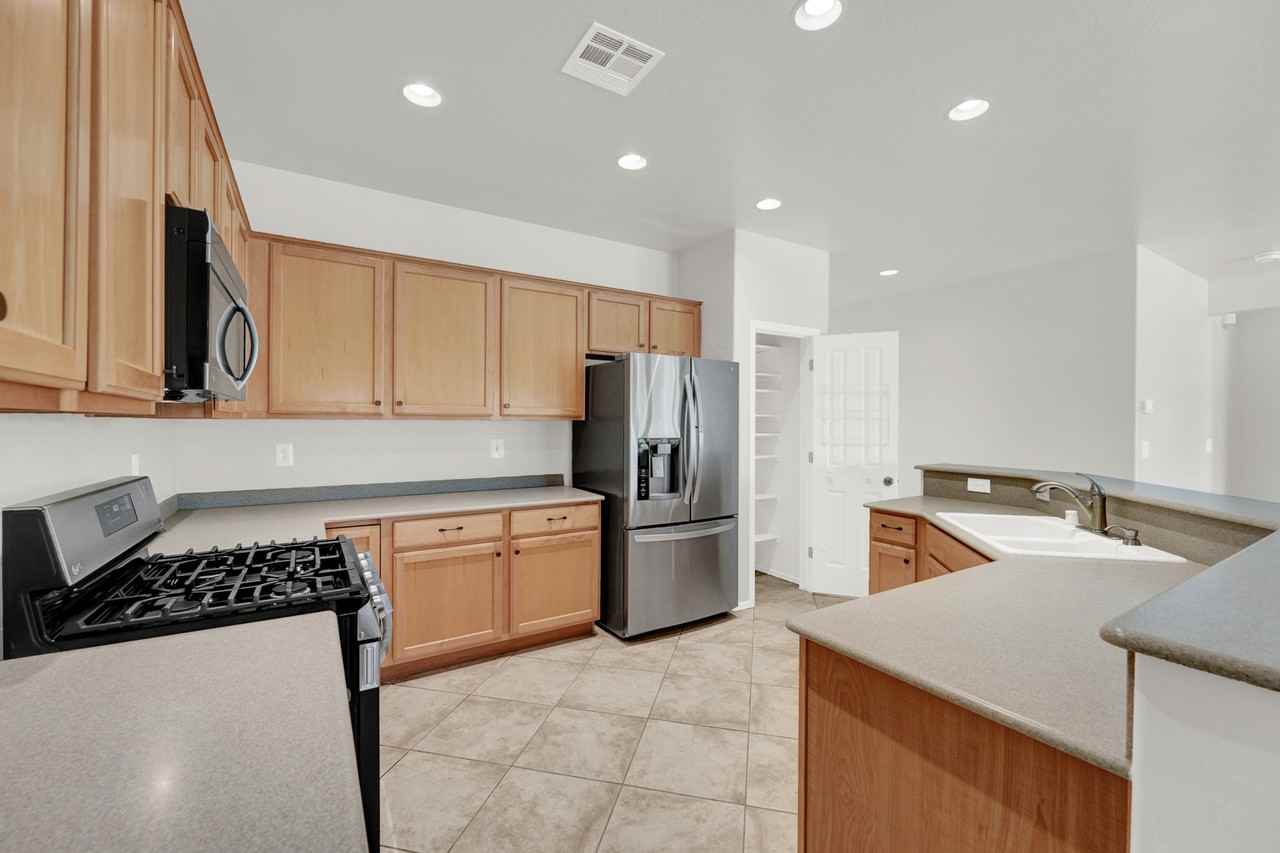 7752 Fruit Dove St #1 - Photo 7 of 30