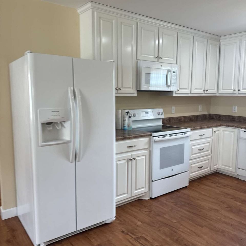 4683 Burkemont Rd #B - Photo 2 of 8