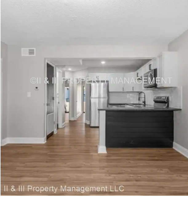 1505 W 25th Ct #1 - Photo 6 of 17