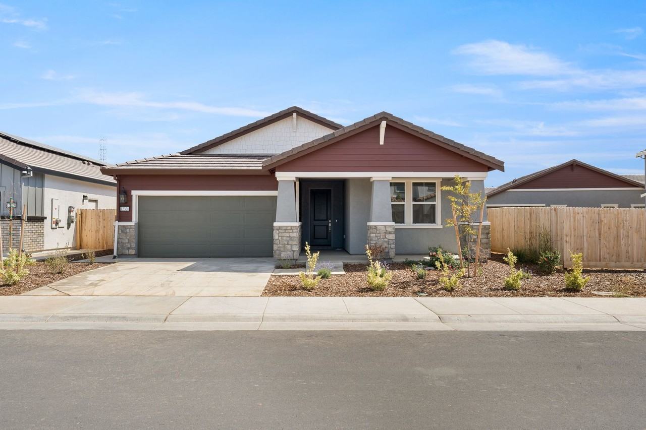 12320 Coal Creek Way - Photo 2 of 11