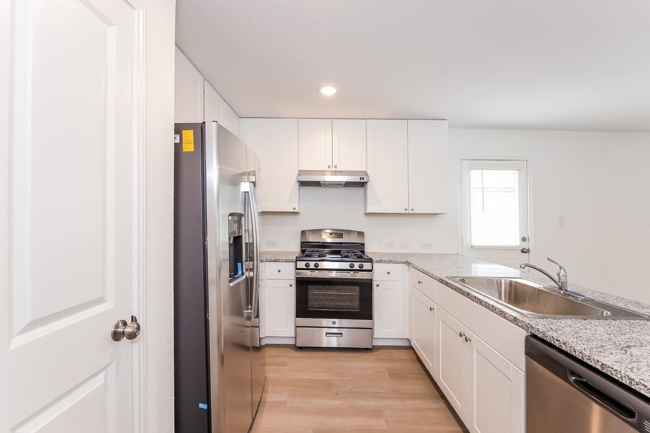 2839 2839 Ruby Xing - Photo 7 of 28