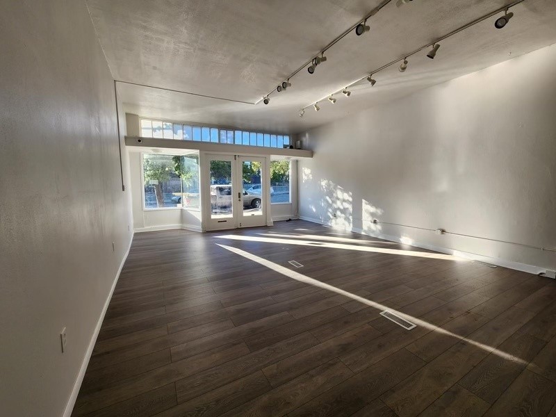 520 El Dorado St #520 - Photo 2 of 5
