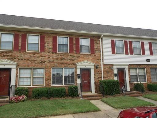 6242 Old Pineville Rd