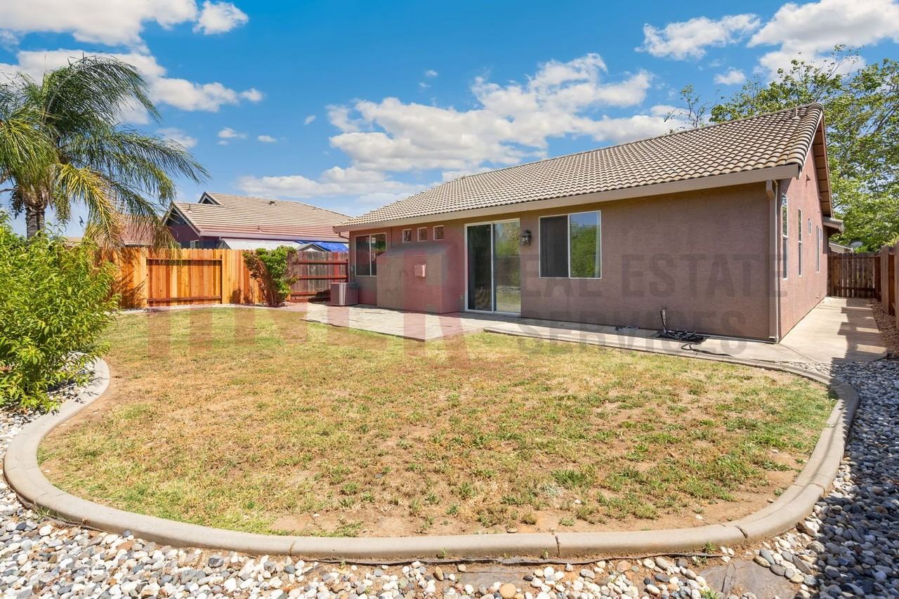 2075 Larkflower Way - Photo 4 of 23