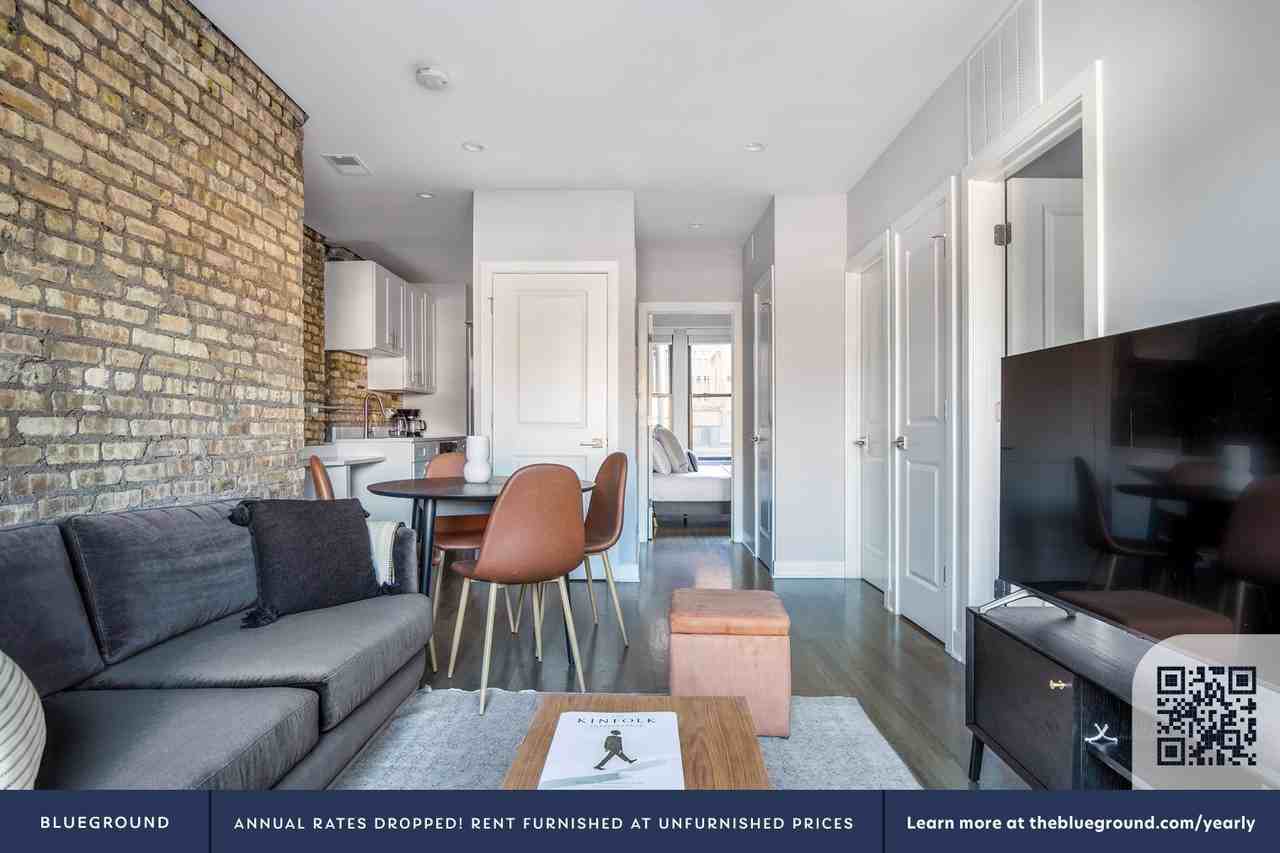 3438 N Seminary Ave #457 - Photo 3 of 19