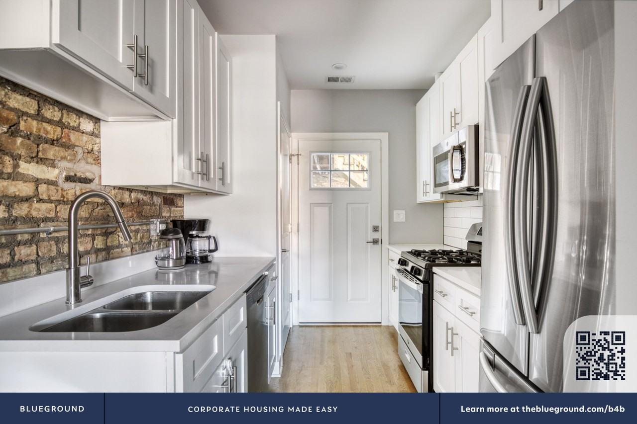 3438 N Seminary Ave #457 - Photo 5 of 19