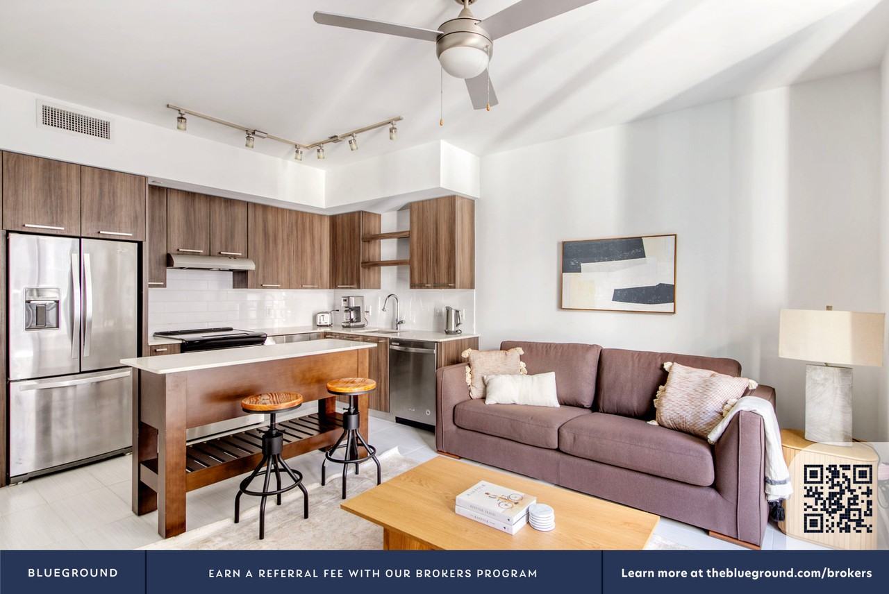 86 Sw 8th St #88 - Photo 4 of 29