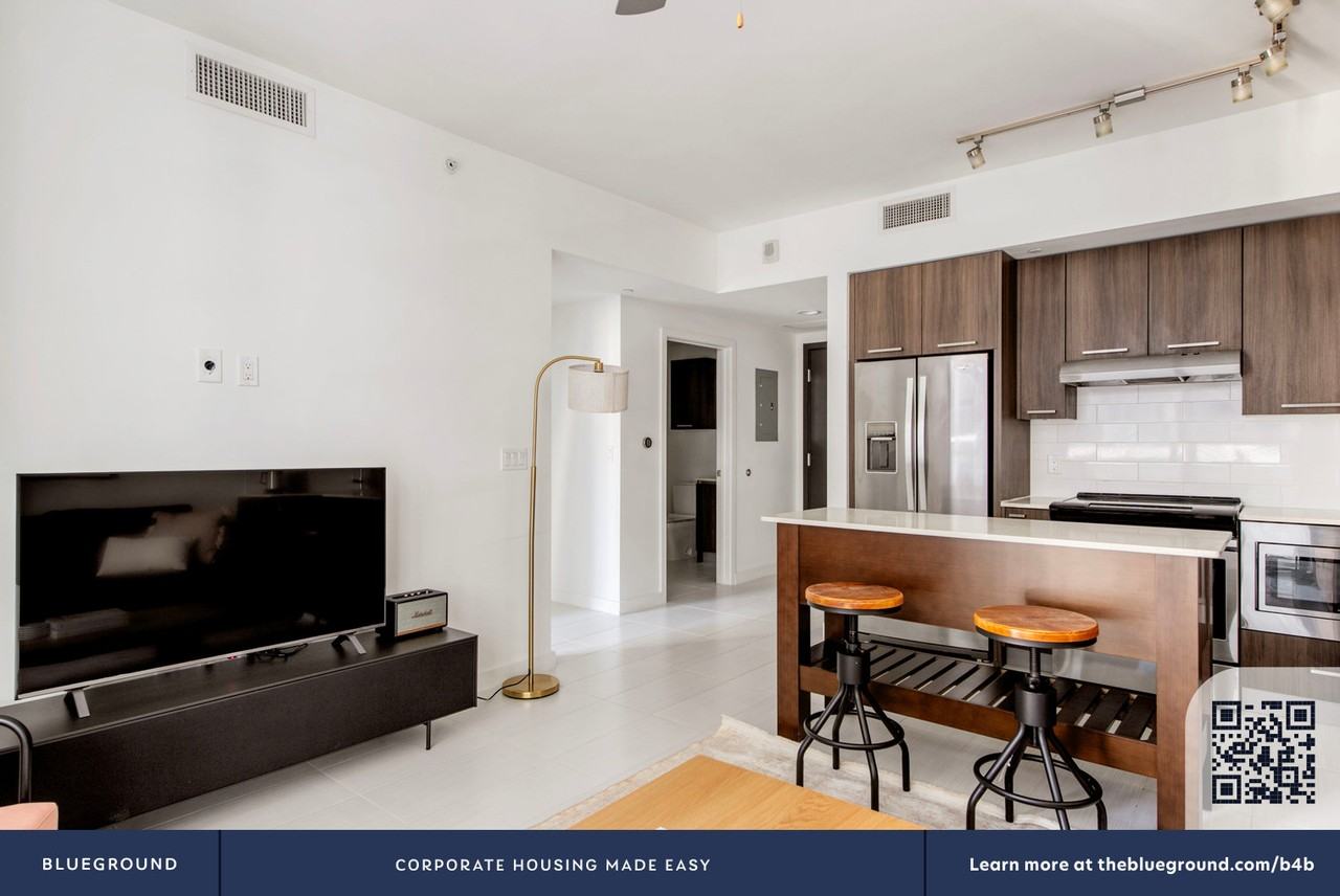 86 Sw 8th St #88 - Photo 5 of 29