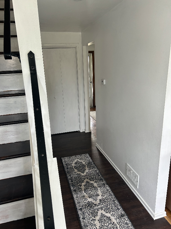 2455 Silver Oak Pl - Photo 2 of 20