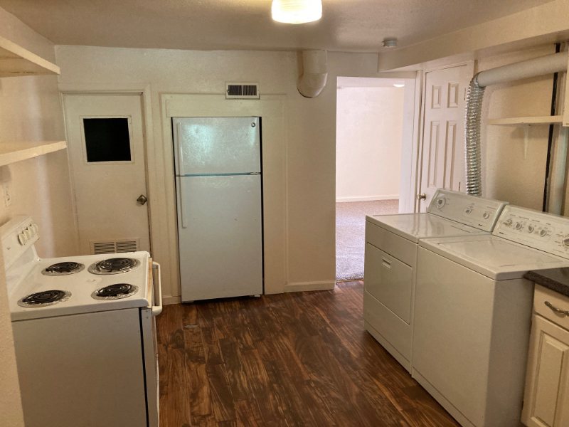 630 E Boulder St - Photo 2 of 11