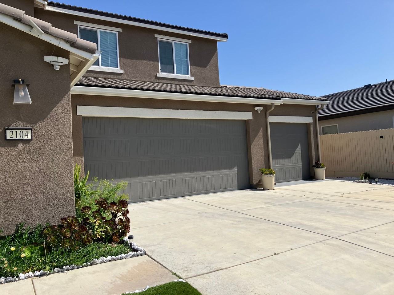 2104 Ukiah Ct - Photo 3 of 50
