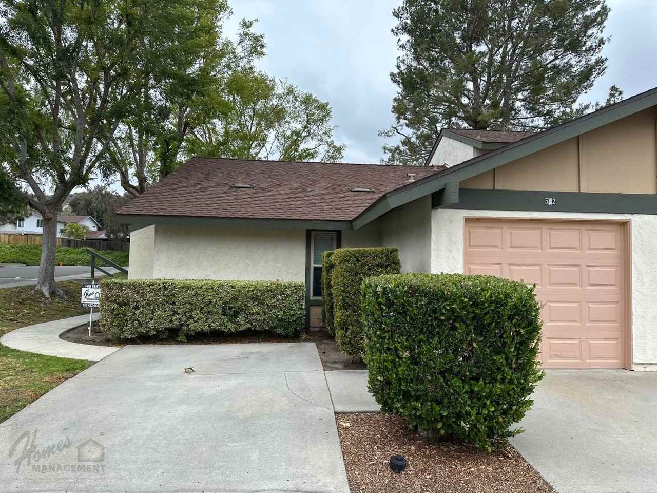 542 Smoketree Gln - Photo 2 of 13