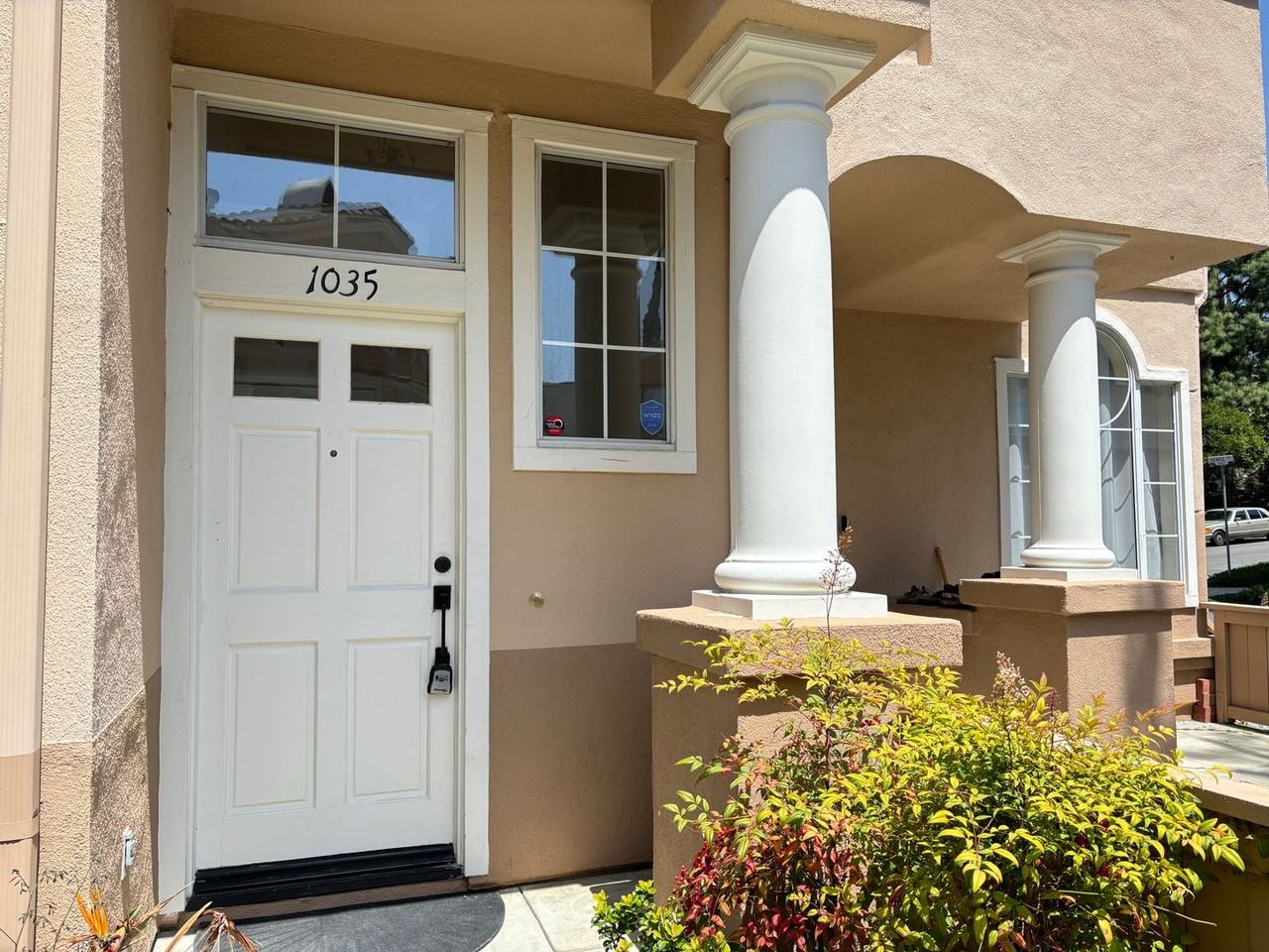 1035 S Stresa Way - Photo 2 of 17