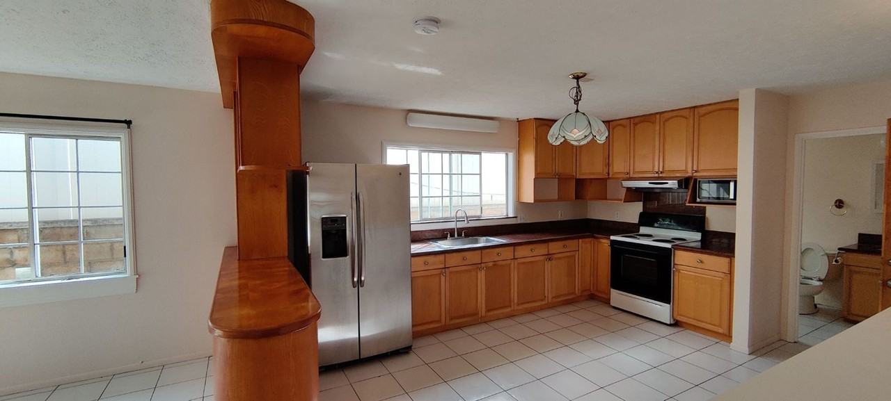 Mahana Street - Photo 3 of 6