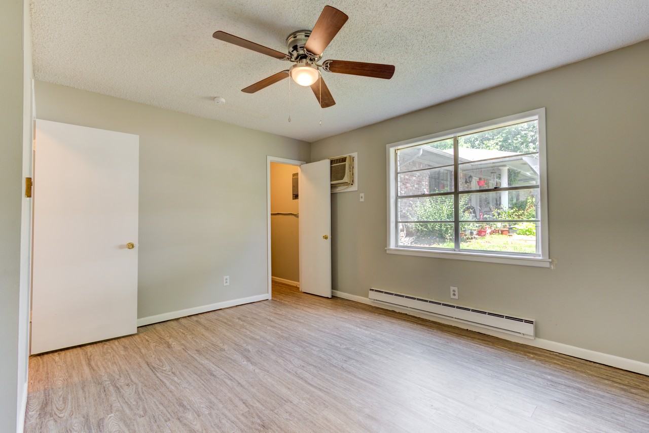 "The Grove" One & Two Bedroom Apartments - Photo 3 of 36