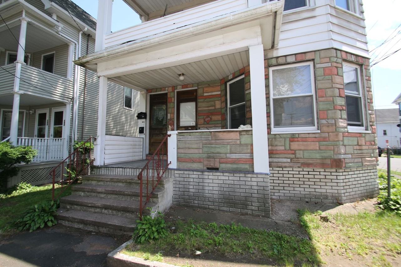 192 Chatham - Photo 2 of 27