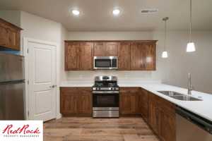 featured image of 493 N 550 W