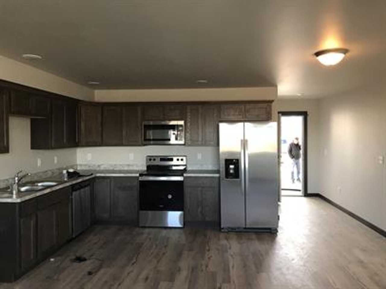 1311 Westwood Circle - Photo 3 of 18